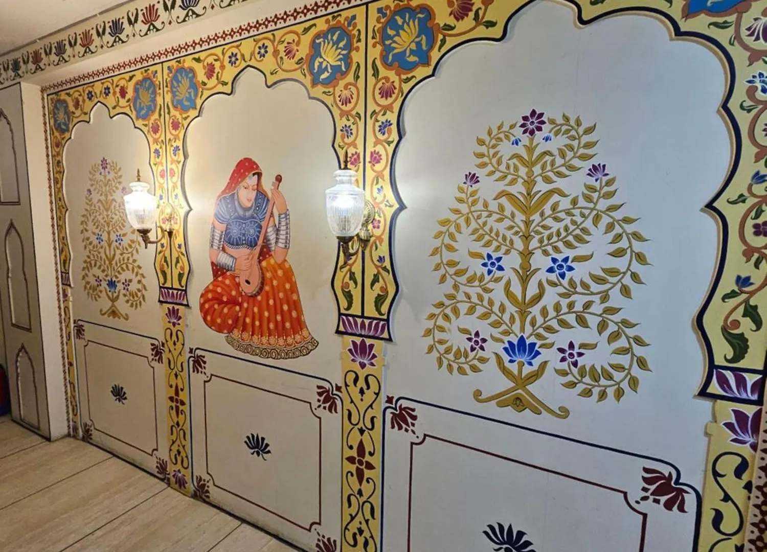 Hotel Sahibs Royal Ville Agra - 500M From Taj